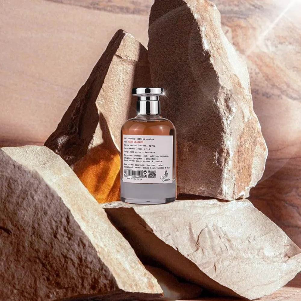 Factory Edition Warm Leather woda perfumowana unisex 100 ml
