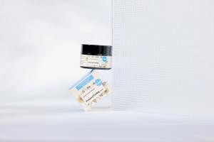 Delikatny pumeksowy peeling do każdego rodzaju skóry 30 ml