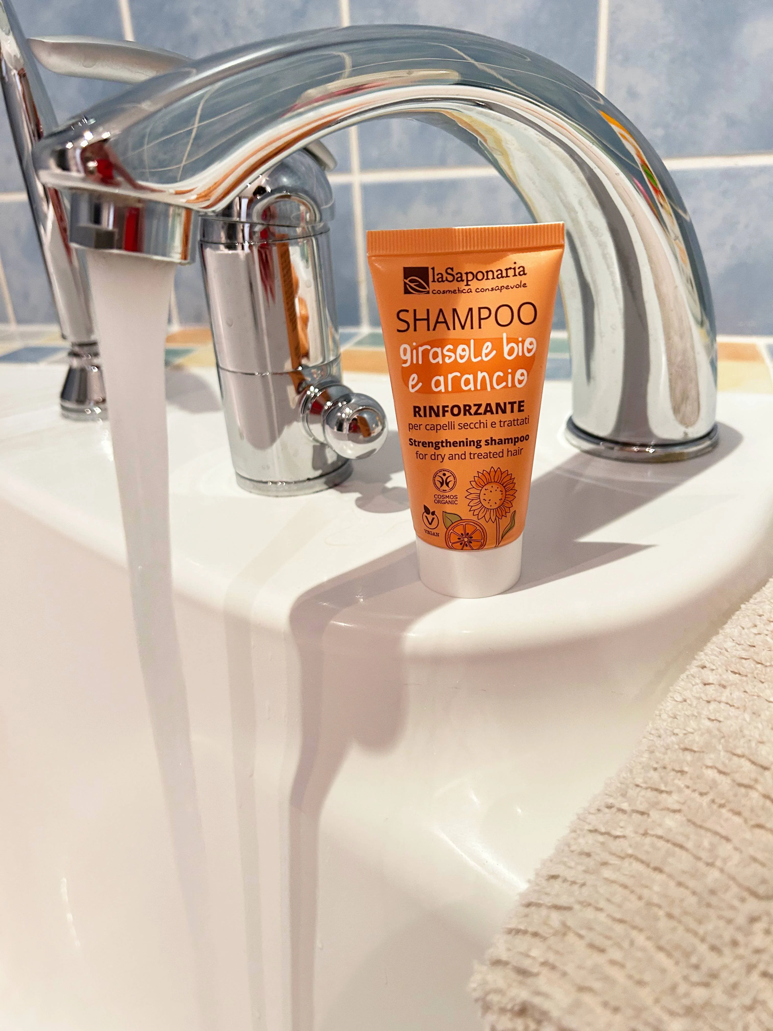 laSaponaria Szampon ze słonecznikiem i słodką pomarańczą BIO 30 ml