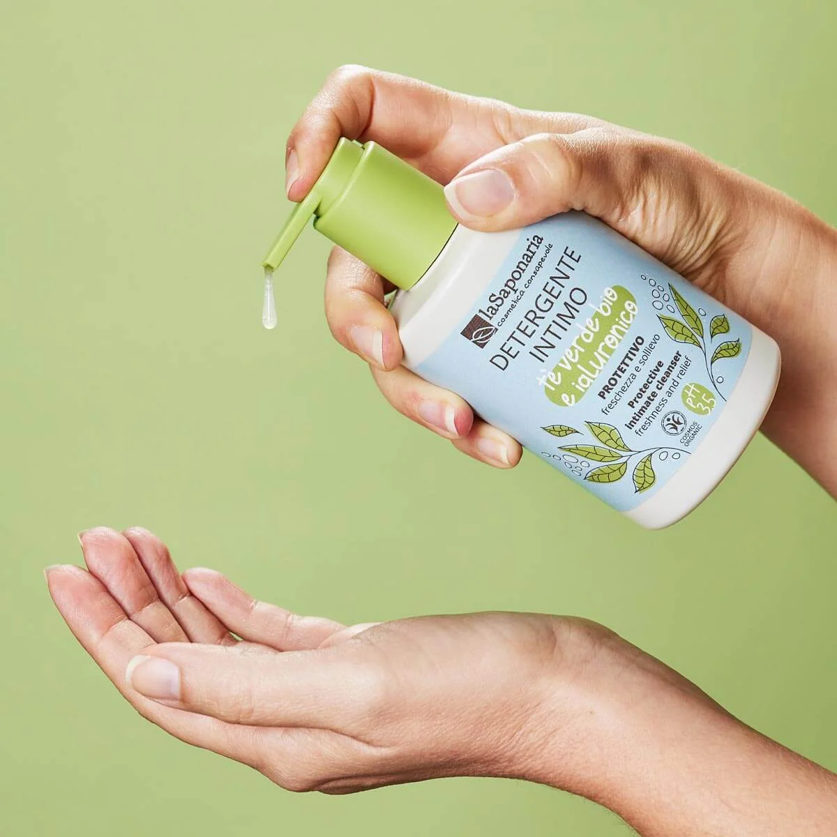 laSaponaria Ochronny żel do higieny intymnej z zieloną herbatą BIO (250 ml) - odpowiedni po porodzie i podczas menstruacji