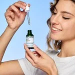 laSaponaria Serum do twarzy - Kwas hialuronowy BIO (30 ml) - nawilża i ujędrnia skórę twarzy
