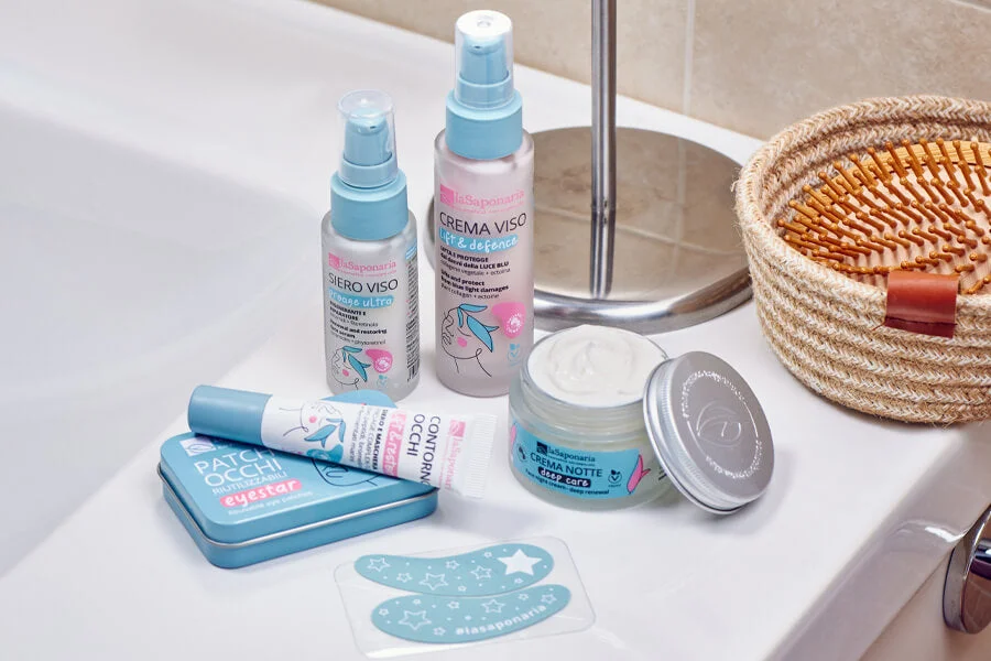 laSaponaria Serum pod oczy Lift & Restore BIO (15 ml) - świeży i napięty wygląd