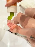 laSaponaria Żel pod prysznic i szampon 2 w 1 z BIO pomarańczą i wit. C dla całej rodziny 500 ml - o słodkim i pobudzającym zapachu