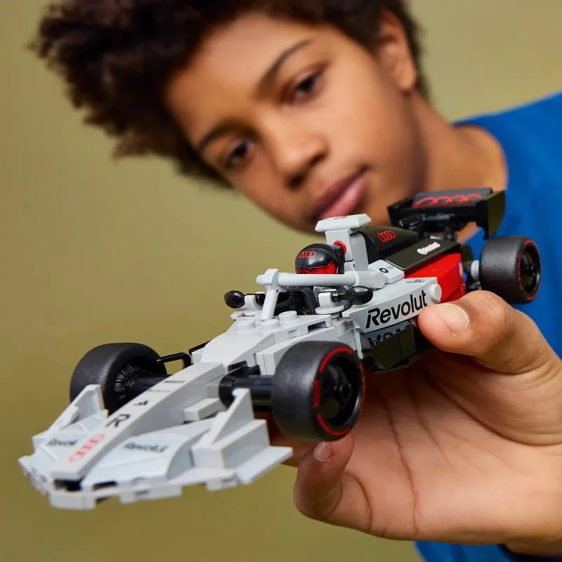 Speed Champions 77259 Samochód wyścigowy Audi Revolut F1® Team R26