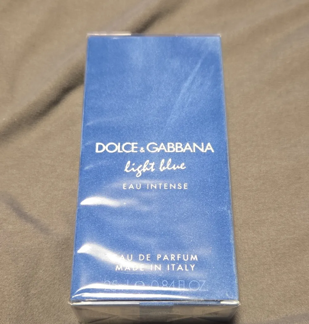 Light Blue Eau Intense woda perfumowana dla kobiet 25 ml