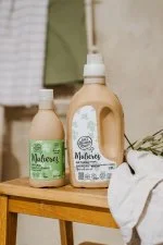 Mulieres Skoncentrowany uniwersalny środek czyszczący - nordycki las (450 ml)