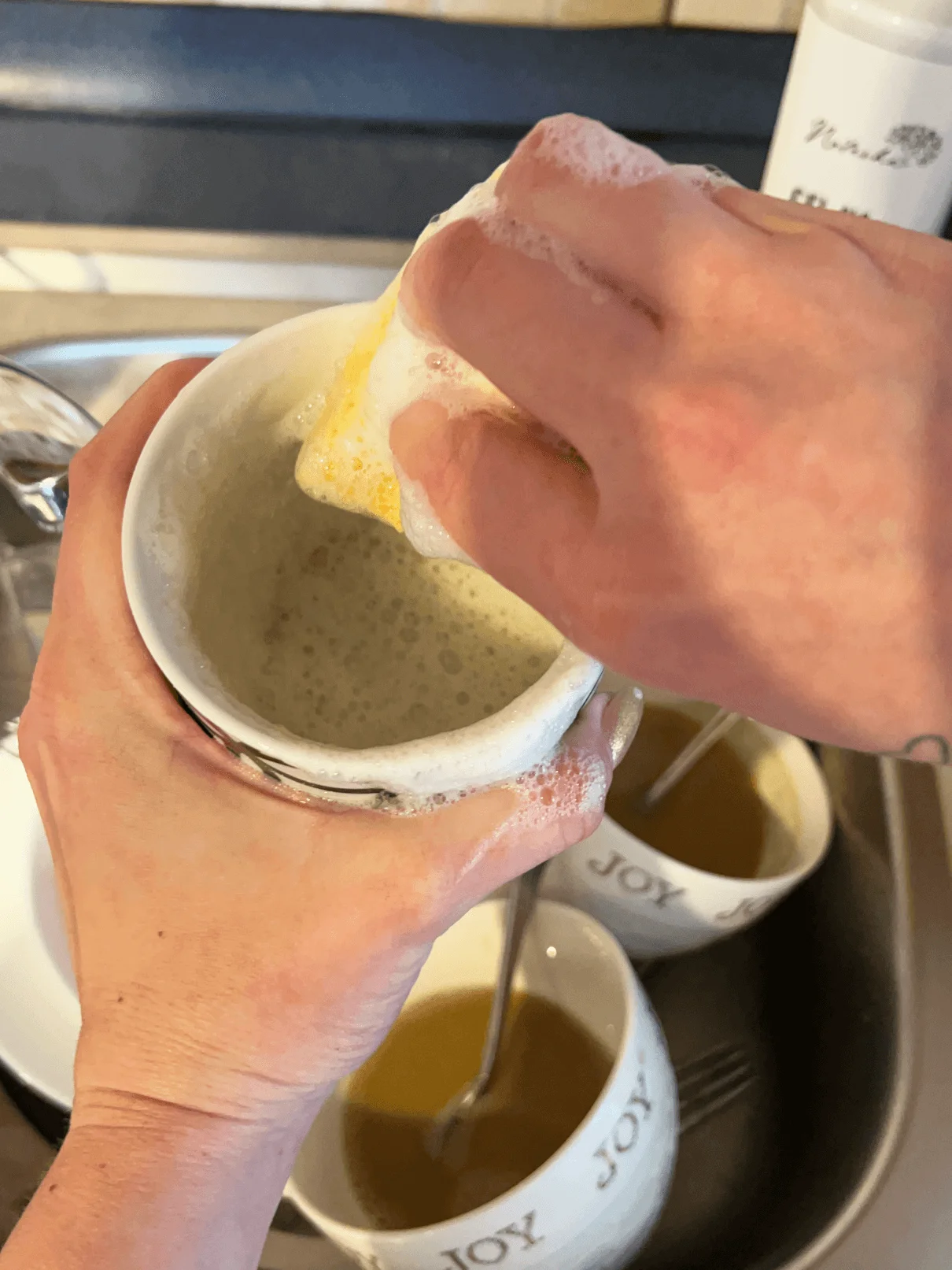 Natasha Żel do mycia naczyń z kasztanów Trawa cytrynowa 500 ml - pogromca tłuszczu, łagodny dla skóry