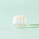 Officina Naturae Ecobio Whitening Mint Pasta do zębów (75 ml) - bez fluoru
