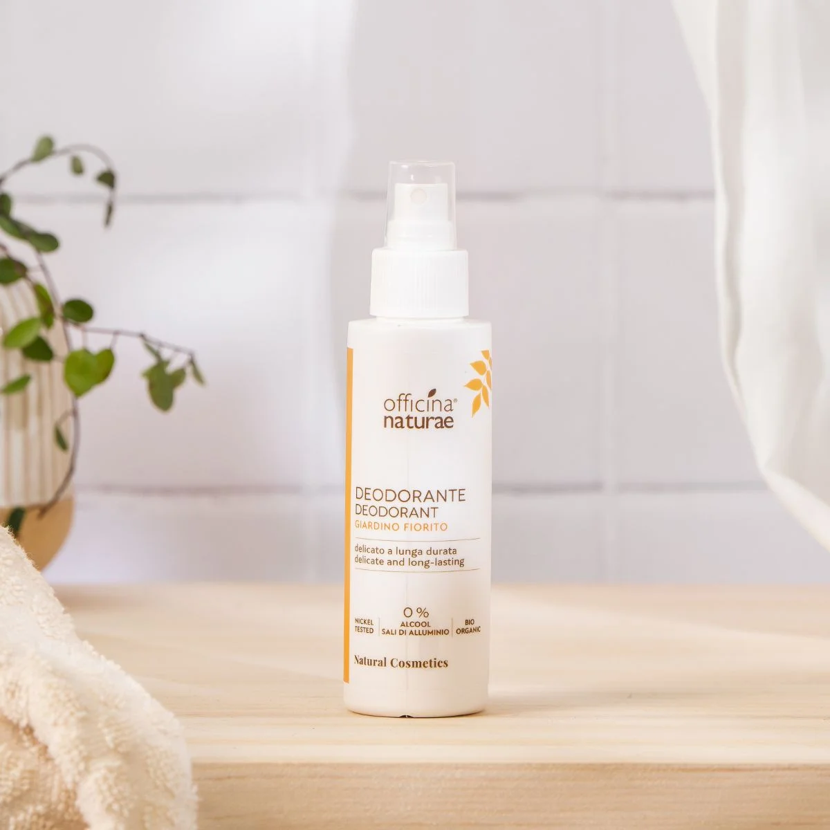 Officina Naturae Dezodorant w sprayu - Garden in Bloom (100 ml) - neutralizuje nieprzyjemny zapach i nadaje świeży zapach