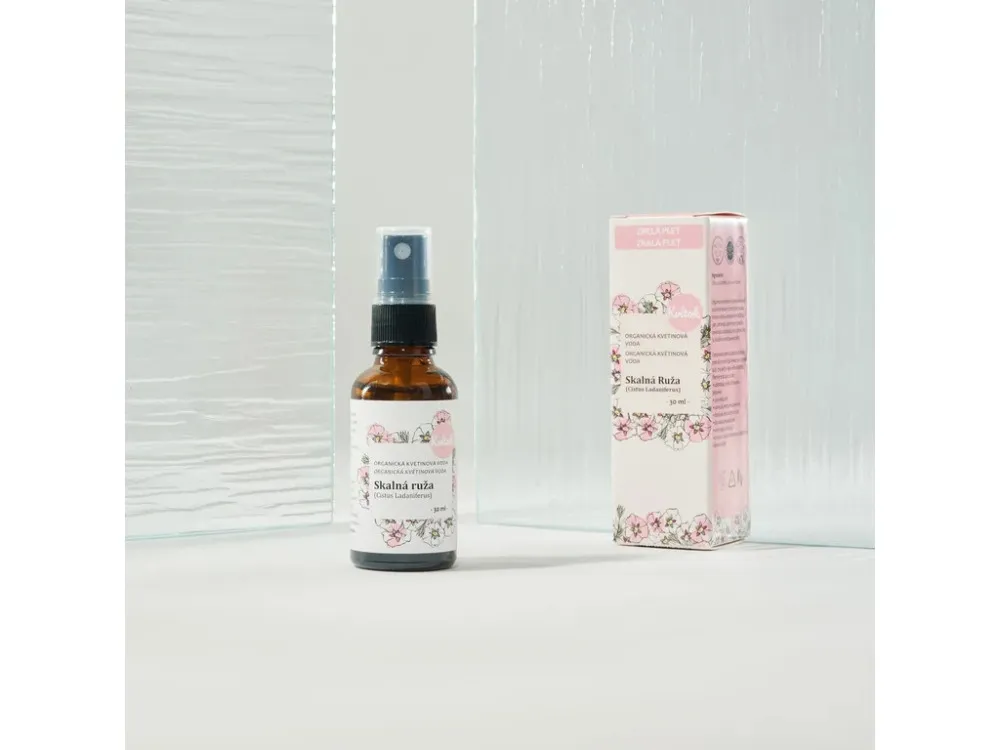 Kvitok Organiczna woda kwiatowa - róża stulistna (100ml)