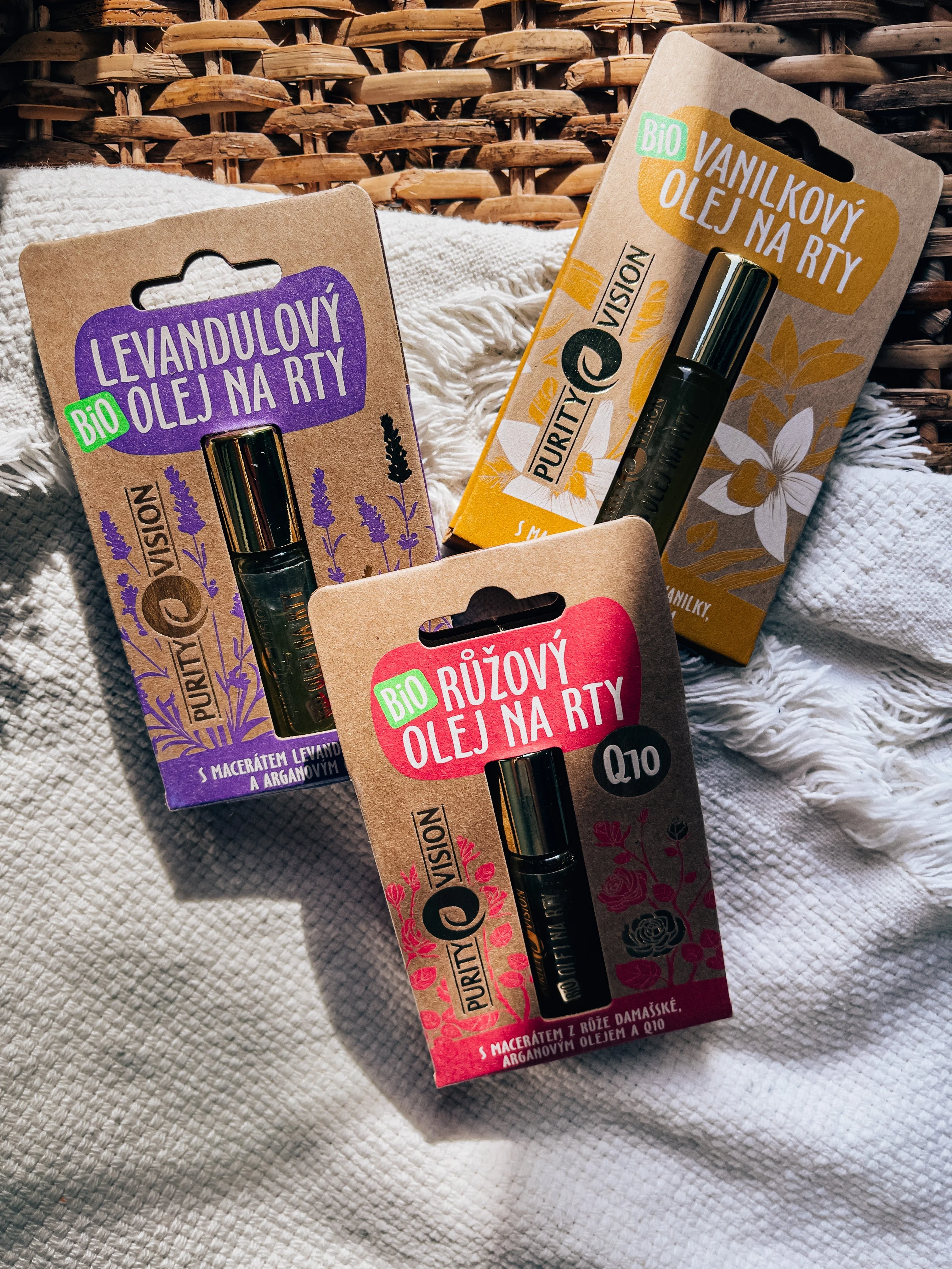 Purity Vision Waniliowy olejek do ust BIO (10 ml) - pachnąca pomoc dla spierzchniętych ust