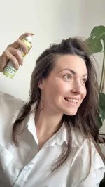 SO’BiO étic Suchy szampon oczyszczający w sprayu z Yuzu BIO (100 ml) - pozostawia włosy świeże i gładkie