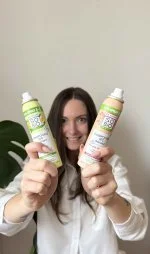 SO’BiO étic Delikatny suchy szampon w sprayu do wrażliwej skóry głowy BIO (100 ml) - objętość i czyste włosy bez mycia