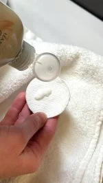 SO’BiO étic Mleczko do demakijażu z organicznym mlekiem oślim BIO (200 ml) - delikatnie usuwa makijaż i zanieczyszczenia