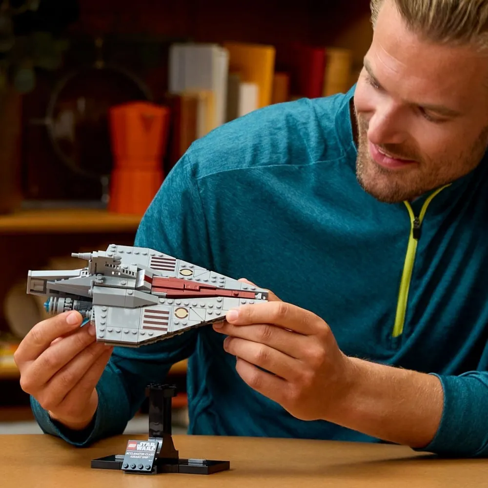 Star Wars™ 75404 Okręt szturmowy klasy Acclamator