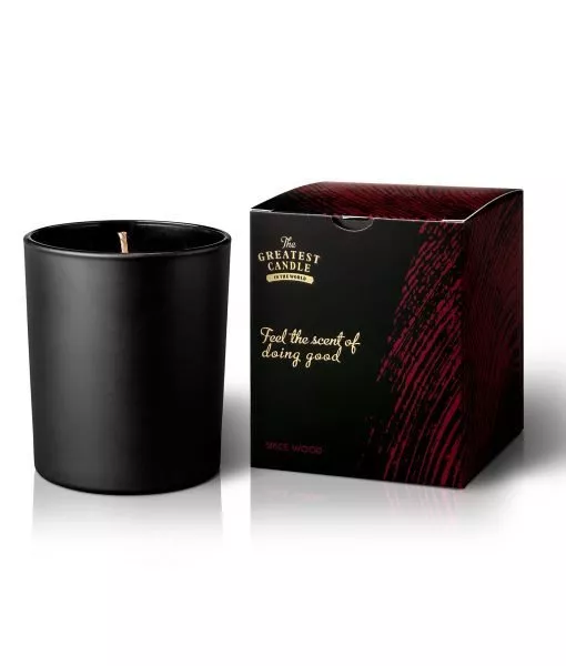 The Greatest Candle in the World Świeca zapachowa w czarnym szkle (170 g) - drewno i przyprawy