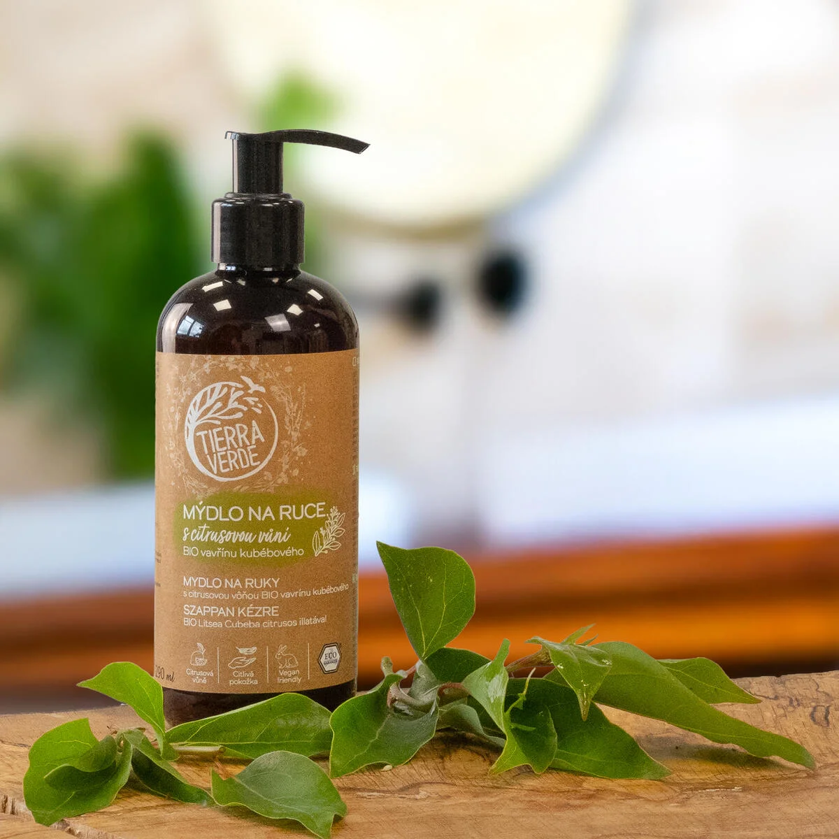 Tierra Verde Mydło do rąk w płynie - BIO Wawrzyn 100 ml - z czeską bio babką lancetowatą