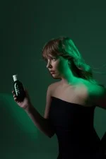 Uoga Uoga Szampon dodający objętości More Passion BIO (250 ml) - do włosów przetłuszczających się i przyklapniętych