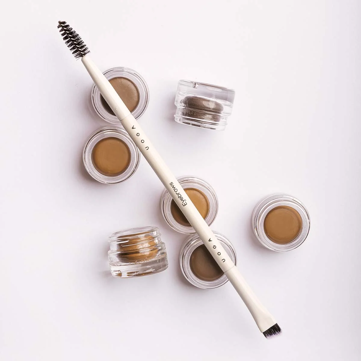 Uoga Uoga Kremowa pomada do brwi (2,5 ml) 797 Pebbles & Salt - Blond - 3 odcienie dla optycznie gęstszych brwi