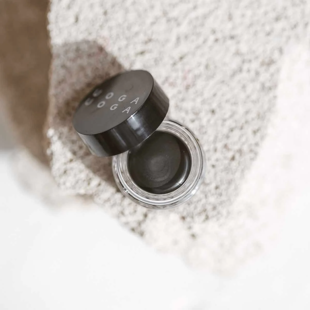Uoga Uoga Kremowy eyeliner (2,5 ml) - Black Drama - Czarny - do makijażu dziennego i wieczorowego