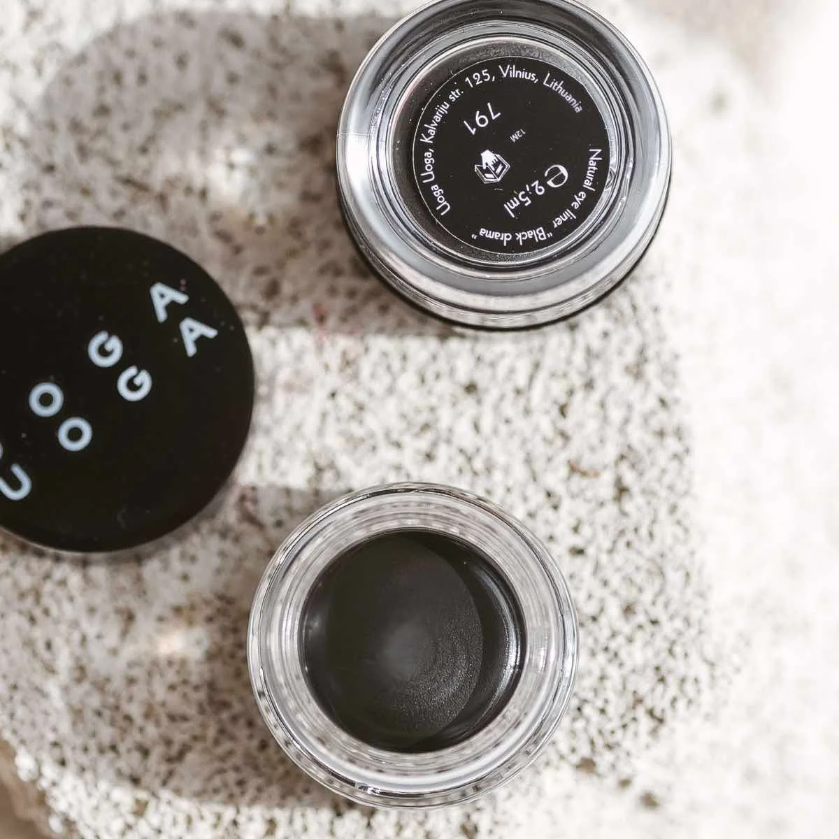 Uoga Uoga Kremowy eyeliner (2,5 ml) - Black Drama - Czarny - do makijażu dziennego i wieczorowego