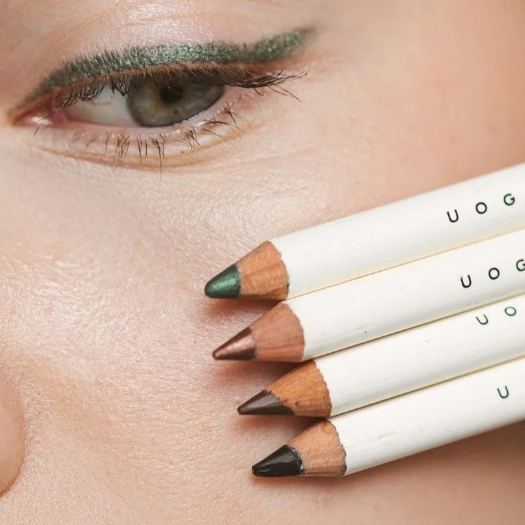 Uoga Uoga Miękka kredka do oczu BIO 850 Blacker than Black - Czarna - 4 odcienie dla każdego looku