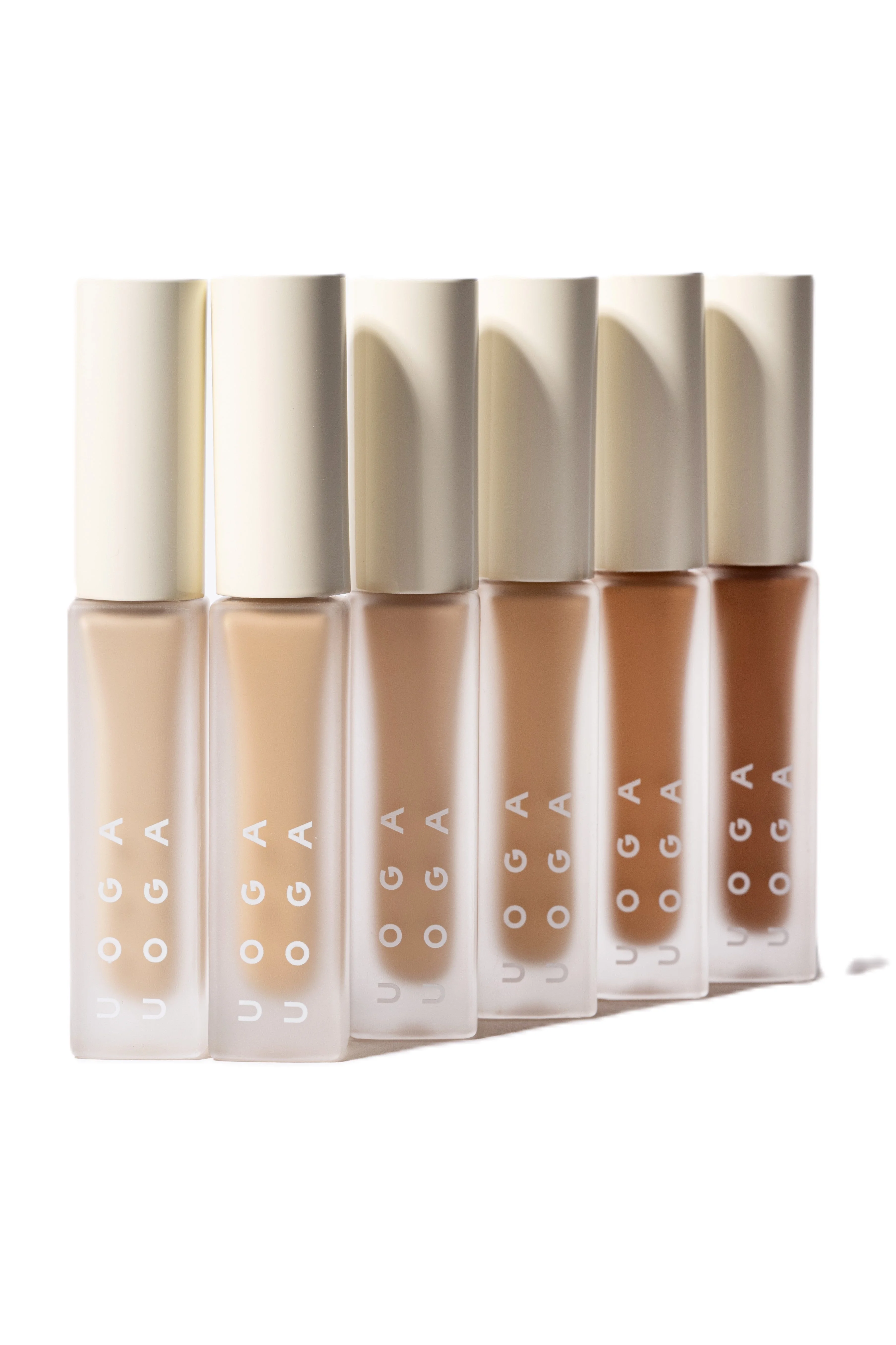 Uoga Uoga Płynny korektor (5 ml) Invisible Hero No. 1 - 671 Very Light - niewidzialny bohater na niedoskonałości cery