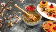 Odkryj magię miodu z czarnego bzu dla swojego zdrowia