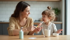 Biały język często znika, gdy poprawisz nawodnienie organizmu i dodasz delikatne czyszczenie języka.