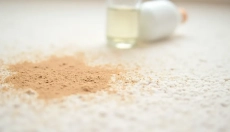 Jak wyczyścić dywan sodą oczyszczoną i przywrócić mu świeży wygląd