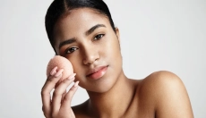 Sekret pięknej skóry pochodzi z Azji i nazywa się go gąbką konjac