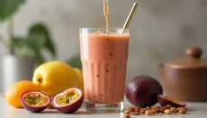 Marakuja to egzotyczny owoc, który zaskakuje smakiem, dlatego warto go poznać.