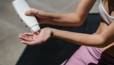 Jak wybrać najlepszy krem do twarzy z filtrem SPF: Twój przewodnik po ochronie przeciwsłonecznej