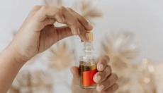 Olej rycynowy ma doskonałe działanie na zdrowie i urodę