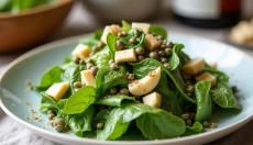 Sekret sosu Cezar bez anchois dla każdego miłośnika sałatek